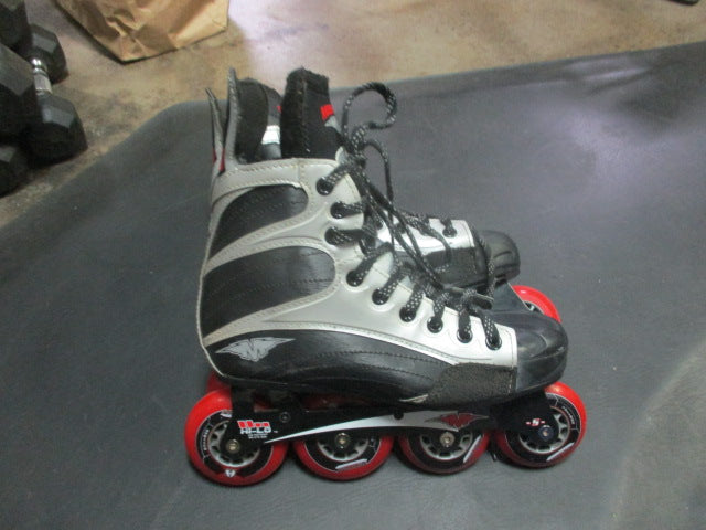Load image into Gallery viewer, Used Mission Helium 200 Inline Hockey Skates Size 7
