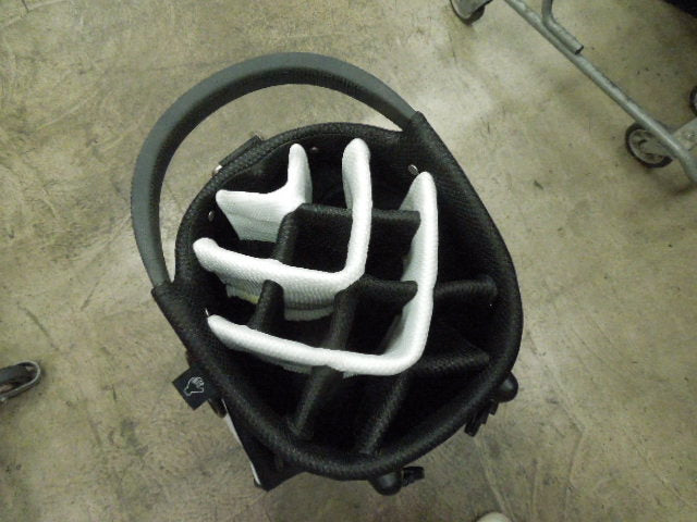 Load image into Gallery viewer, Used PowerBilt Golf Stand Bag in Black
