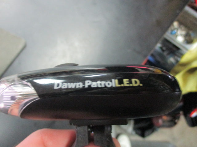 Load image into Gallery viewer, Used Bell Dawn Patrol L.E.D Bike Light
