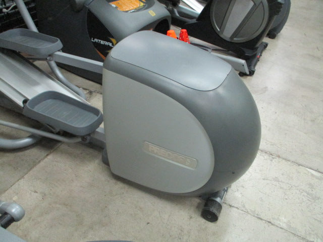 Load image into Gallery viewer, Used Precor EFX 534i Elliptical w/ Cardio Theater TV (Crack On Display)
