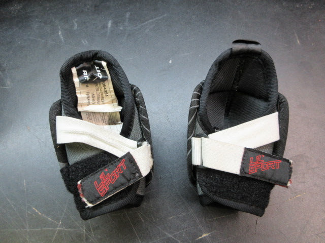 Load image into Gallery viewer, Used Bauer Lil Sport Hockey Elbow Pads - Size Medium

