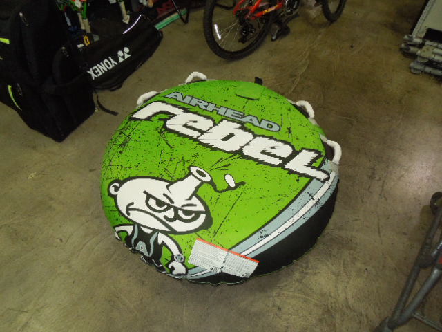 Load image into Gallery viewer, Used Airhead AHRE-12 Airhead Rebel Tow Tube
