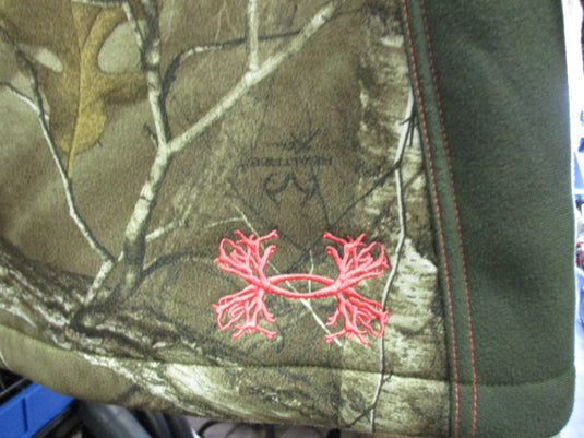 Used Under Armour Camo Size S/M Winter Jacket