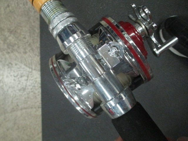 Load image into Gallery viewer, Used Masterflex Md 7766 W 6.5' Rod With PENN Senator 114HL Reel
