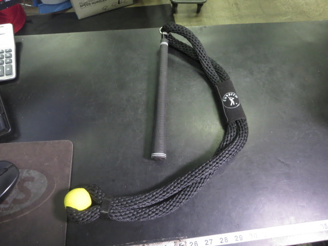 Load image into Gallery viewer, Used Cusprtm Golf Rope Momentum Swing Trainer
