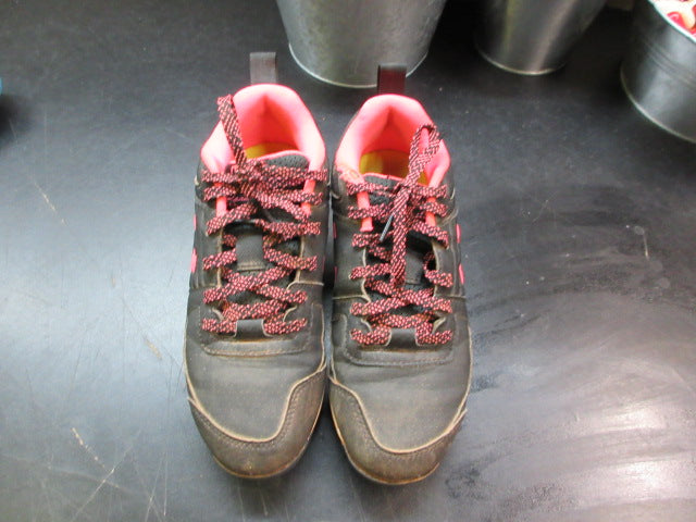 Load image into Gallery viewer, Used Under Armour Leadoff Low RM Jr.Softball Cleats - Size Youth 1
