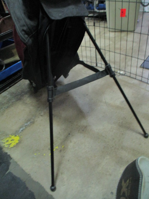 Used Precept Convertible Golf Bag in Maroon