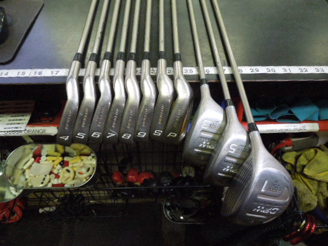 Load image into Gallery viewer, Used Dunlop DPW Oversized Ladies 11pc Club Set 4-9i, S-Pw, 3-5h and Driver
