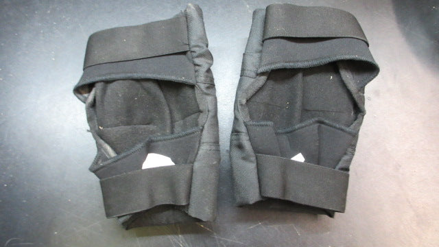 Load image into Gallery viewer, Used Pro Tec Skating Knee Pads - Size Large

