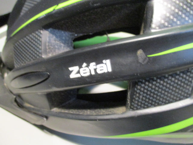 Load image into Gallery viewer, Used Zefal Size Large Bicycle Helmet
