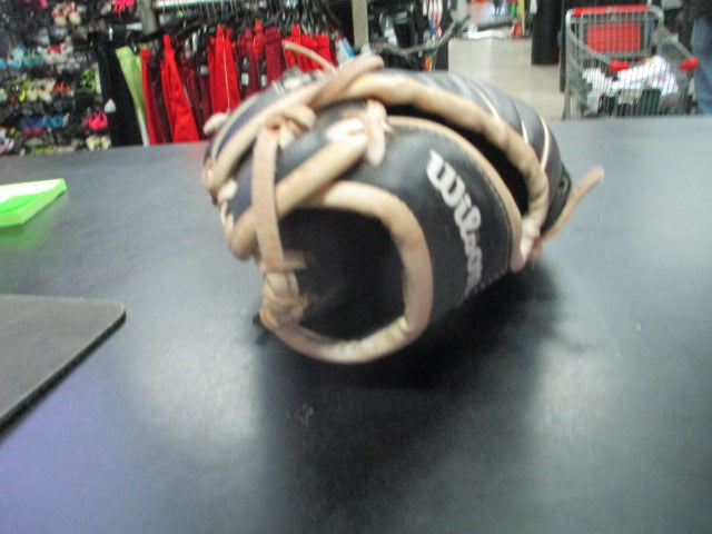 Load image into Gallery viewer, Used Wilson A360 10&quot; Glove - RHT
