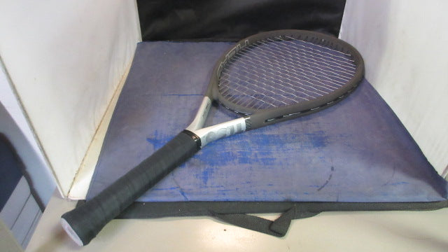 Load image into Gallery viewer, Used Head Titanium Ti.S6 27.5&quot; Tennis Racquet
