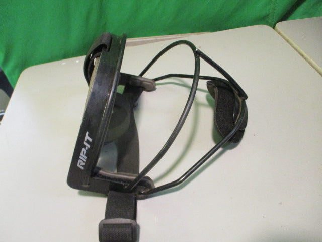 Load image into Gallery viewer, Used Rip-It Defender Youth Fielders Mask
