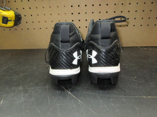 Used Under Armour Men's Spotlight Franchise RM Football Cleats - Size Youth 5.5