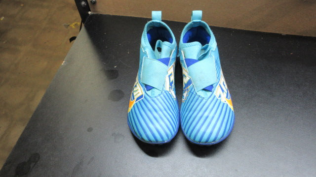 Load image into Gallery viewer, Used Nike Zoom Mercurial Size 13.5C Indoor Soccer Shoes
