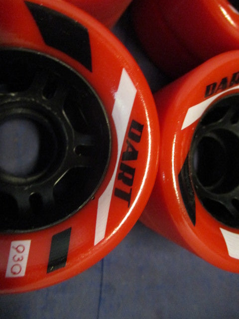 Load image into Gallery viewer, Used Dart 930 62mm Roller Skate Wheels Set of 8
