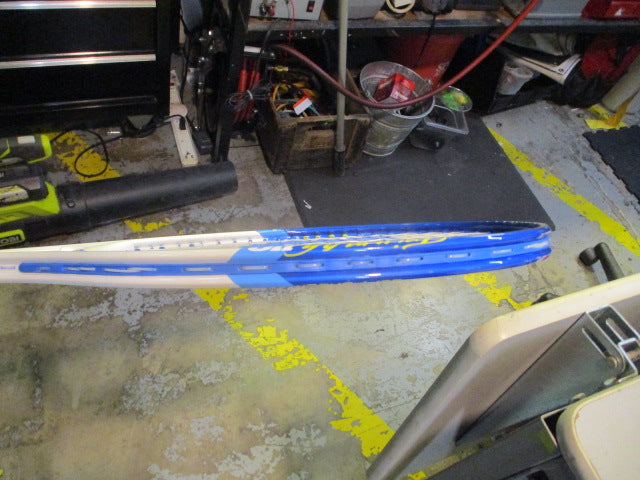 Load image into Gallery viewer, Used Wilson Triumph 110 27&quot; Tennis Racquet
