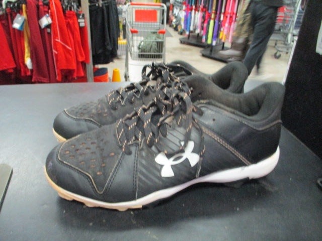 Load image into Gallery viewer, Used Under Armour Leadoff Size Youth 5.5 Cleats
