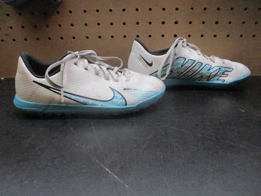 Used Nike Mercurial Vapor 15 Club Indoor Soccer Cleats - Size Youth 2