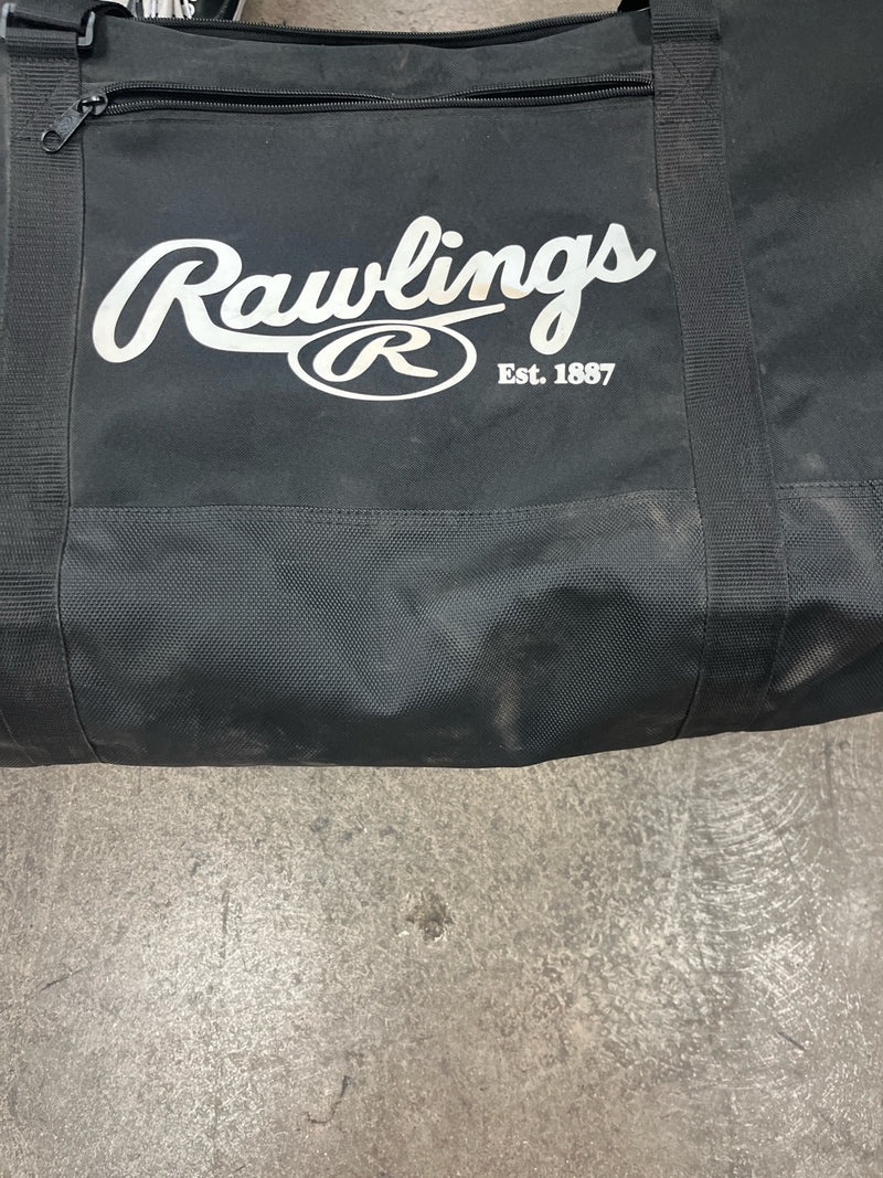 Load image into Gallery viewer, Used Rawlings Duffle Bag
