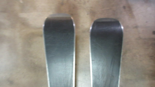 Load image into Gallery viewer, Used Head Ambition Downhill Skis w/ Tyrolia Bindings Size 160cm
