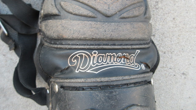 Load image into Gallery viewer, Used Diamond Catchers Shin Guards - Size 12
