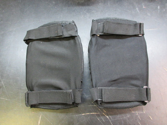 Used Razor Skating Knee Pads - Adult