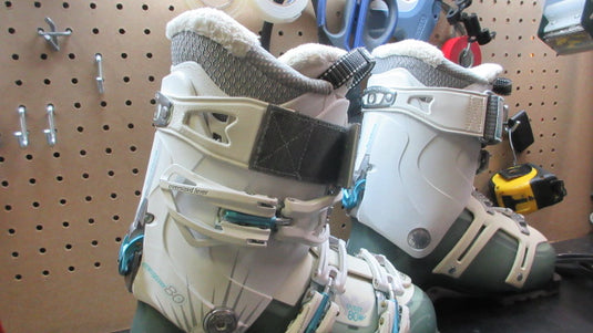 Used Salomon Quest 80w Energyzer Ski Boots - Size 24