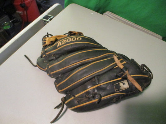 Used Wilson A2000 1786 11.5