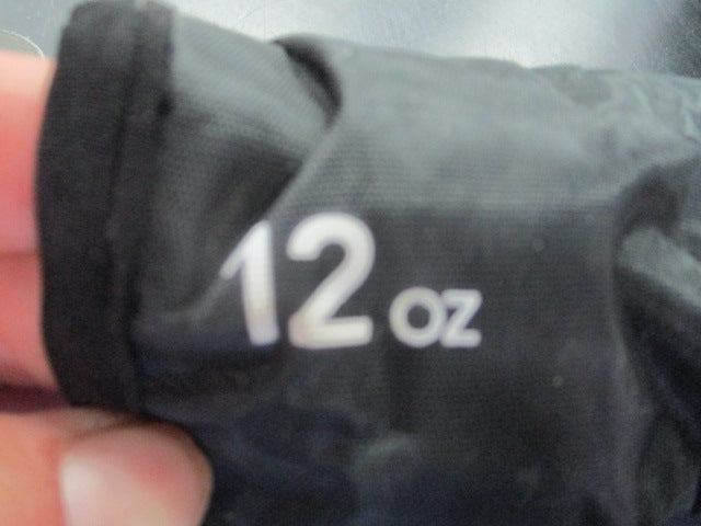 Load image into Gallery viewer, Used Sklz 12OZ Swing Sock
