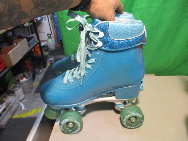Load image into Gallery viewer, Used CRAZY Glitter Teal POP Adjustable Size Kids 3-6 Quad Skates
