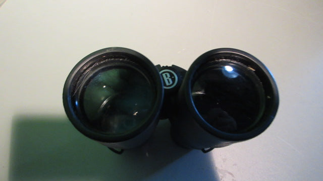 Load image into Gallery viewer, Used Bushnell Sportsman 10 X 42 Binoculars
