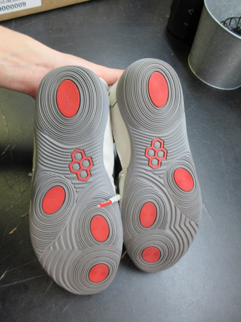Load image into Gallery viewer, Used Kids' RUDIS Courage Wrestling Shoes - Size 5
