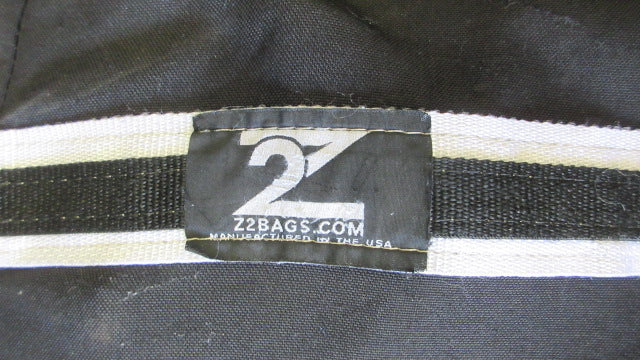 Load image into Gallery viewer, Used Z2Bags Hockey Duffle
