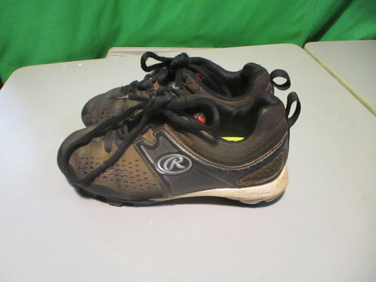 Used Rawlings Youth 12 Cleats