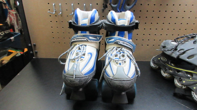 Load image into Gallery viewer, Used Schwinn Challenge Series Roller Skates - Size 2-5
