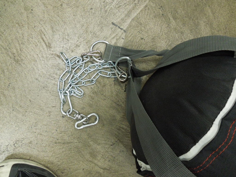 Load image into Gallery viewer, Used Everlast MMA 75 lb Heavy Bag
