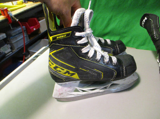 Used CCM Super Tacks 9350 Size 12 Hockey Skates