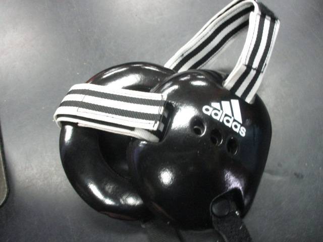 Load image into Gallery viewer, Used Adidas Wrestling Head Gear
