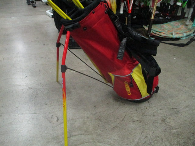Load image into Gallery viewer, Used Ping Pal Junior 6 Piece Golf Set w/ Bag
