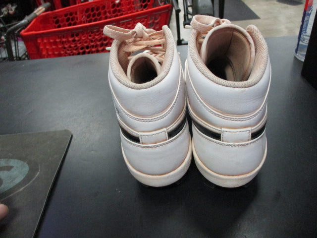 Load image into Gallery viewer, Used Nike Jordan 1 Size 8.5 Baseball Cleats
