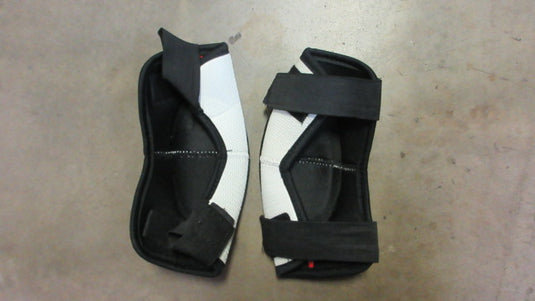 Used CCM LTP Elbow Pads Junior Medium - Grey / Black