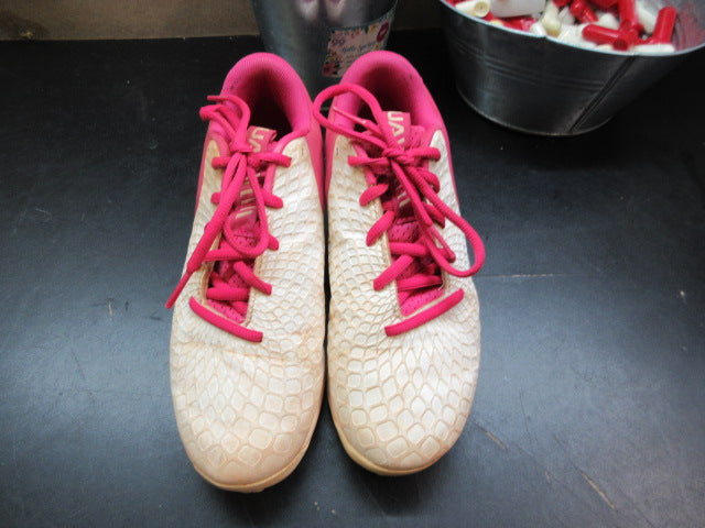 Load image into Gallery viewer, Used Under Armour Glyde 2.0 RM Softball Cleats - Size Youth 3
