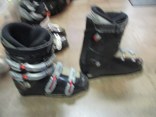 Used HEAD Edge 7.0 Size 12-12.5 Downhill Ski Boots (Damaged)