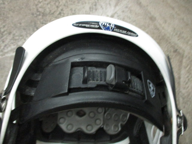 Load image into Gallery viewer, Used Cascade CPX-R White Lacrosse Helmet
