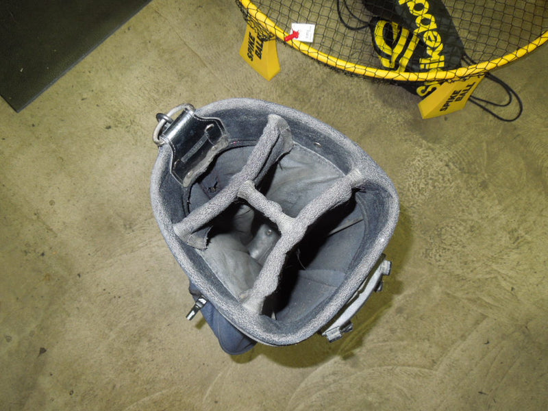 Load image into Gallery viewer, Used Mizuno Pro Stand Bag in Navy
