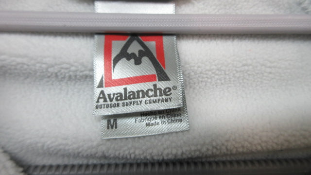 Load image into Gallery viewer, Used Avalanche Sports Supply Quarter Zip Sweater - Size Medium
