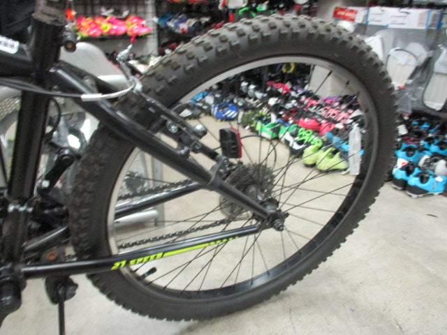 Load image into Gallery viewer, Used Mongoose Excursion 20&quot; 21 Speed Kids Mountain Bike
