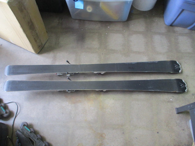 Load image into Gallery viewer, Used Volkl Essenza Chiara Downhill Skis w/ Maker Chiara Bindings - 155 cm
