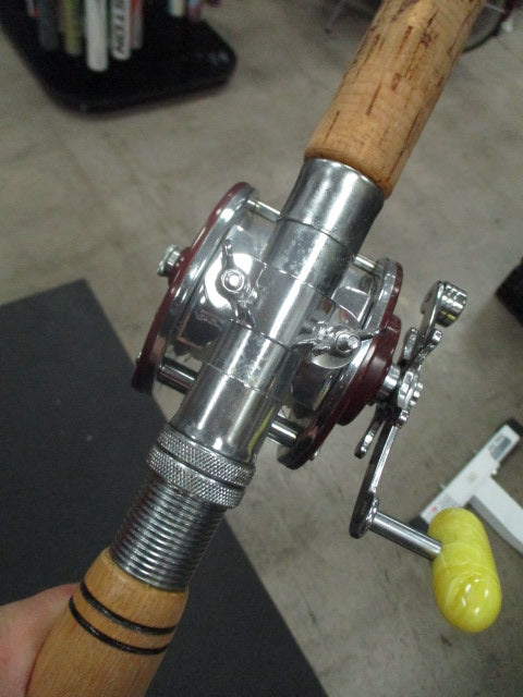 Load image into Gallery viewer, Used Custom 6'6" Deep see Rod With PENN Peer # 309 Reel
